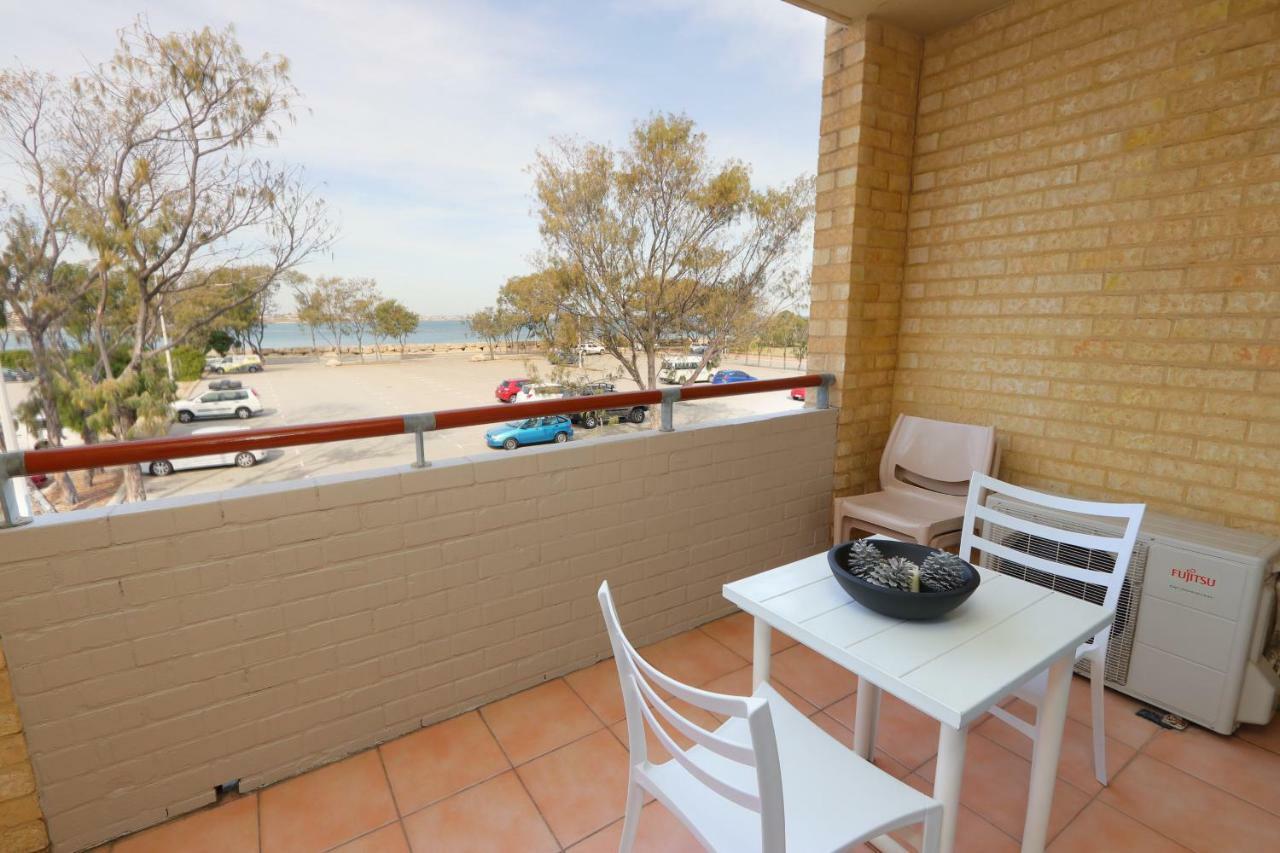 Hillarys Marina Apartment Perth Exterior photo