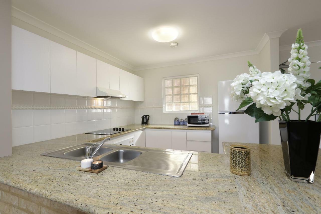 Hillarys Marina Apartment Perth Exterior photo